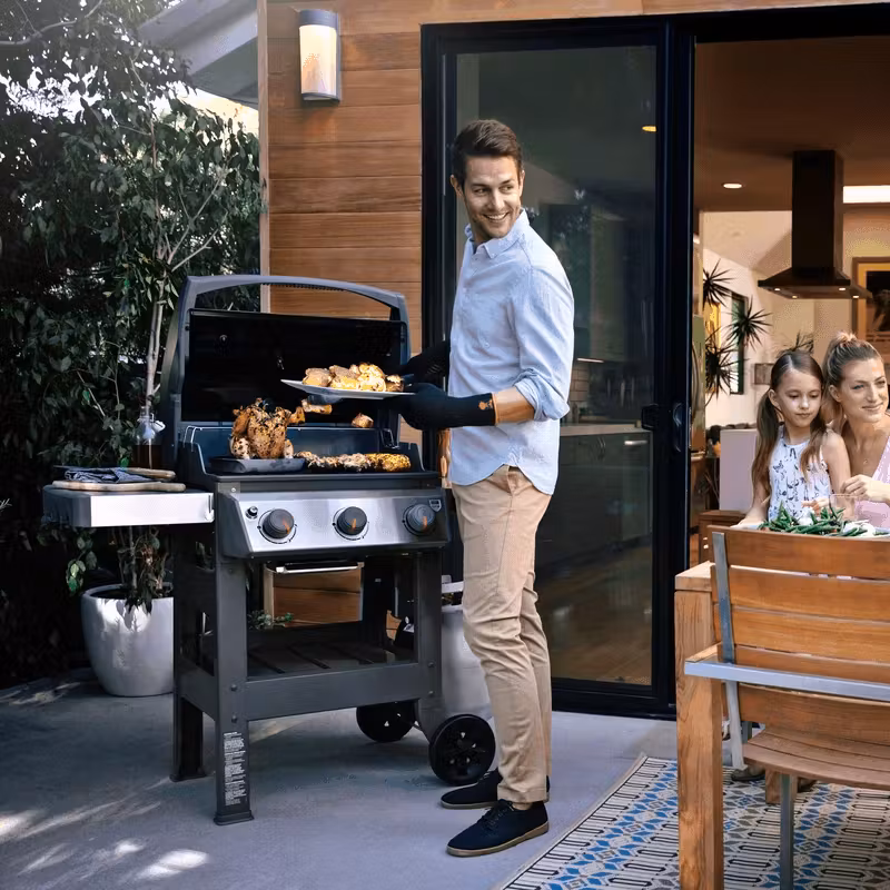 Barbecue à gaz Spirit II E-310 Plancha - illustration 2
